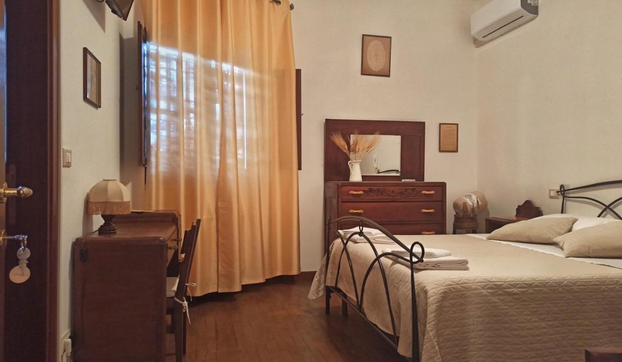 B&B La Masseria Del '700 Castiglione a Casauria Bagian luar foto